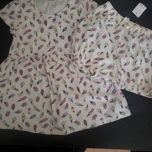 Baby gap matching outfit